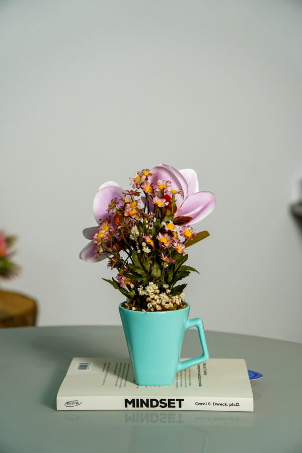 Delicata Magnólias na Caneca